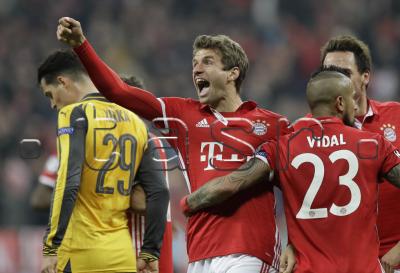 Real zdolal Neapol 3:1, Arsenal inkasoval v Mníchove „päťku“