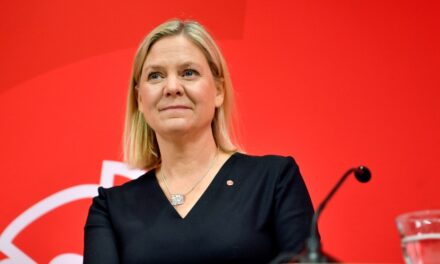Magdalena Anderssonová: Prvá švédska premiérka sa vracia
