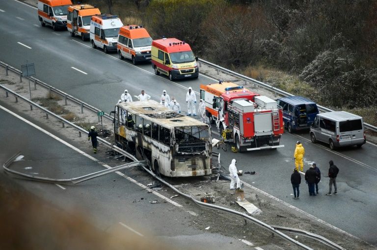 Autobusová nehoda v Bulharsku: Medzi 46 mŕtvymi sú aj deti