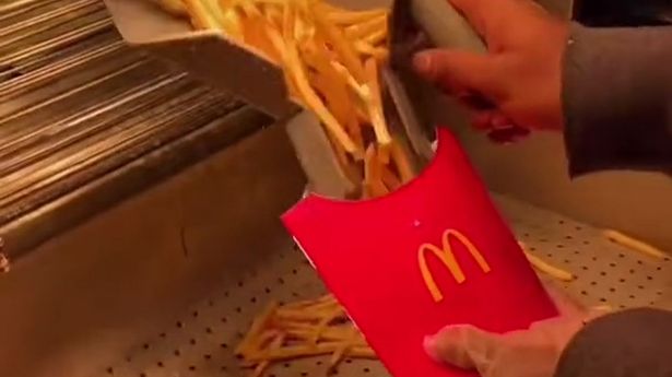 McDonald’s vysvetľuje, prečo by ste sa „nemali obťažovať“ objednávaním veľkých hranoliek!