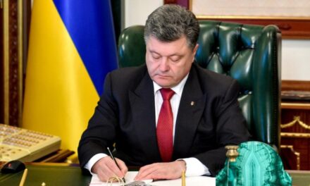 Porošenko sa vrátil na Ukrajinu: „Nie som Julija Tymošenková“. Ešte dnes predstúpi pred súd v Kyjeve za vlastizradu!?
