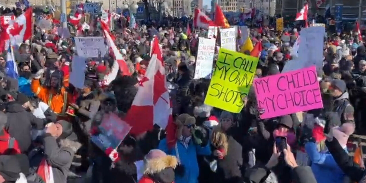 Kvôli protestom vyhlásili v Ottawe stav núdze!? Starosta Jim Watson: „Vážne ohrozenie bezpečnosti obyvateľov“