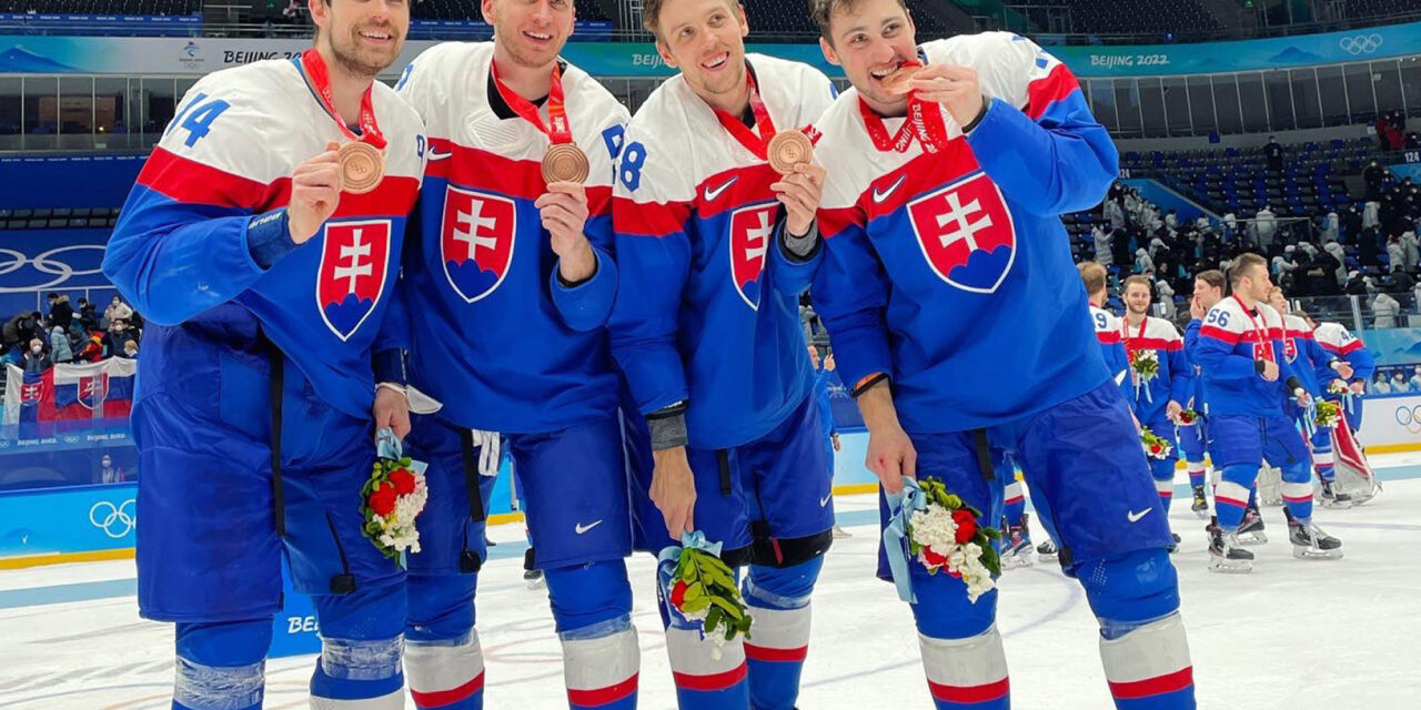 Slovenské politické špičky gratulujú hokejistom k historickému úspechu v Pekingu!?