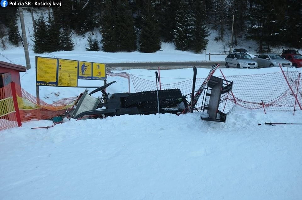 Vodič snežného skútra takmer spôsobil tragédiu na lyžiarskom svahu