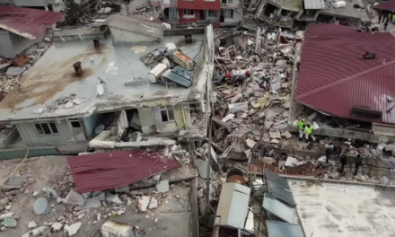 Turecko: Po zemetraseniach vyšetrujú pre trestné činy 768 ľudí!?