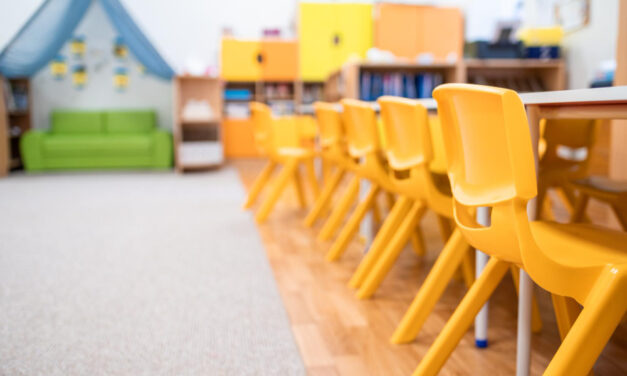 Učitelia v škôlke podávali deťom sirupy proti kašľu s obsahom sedatív!?